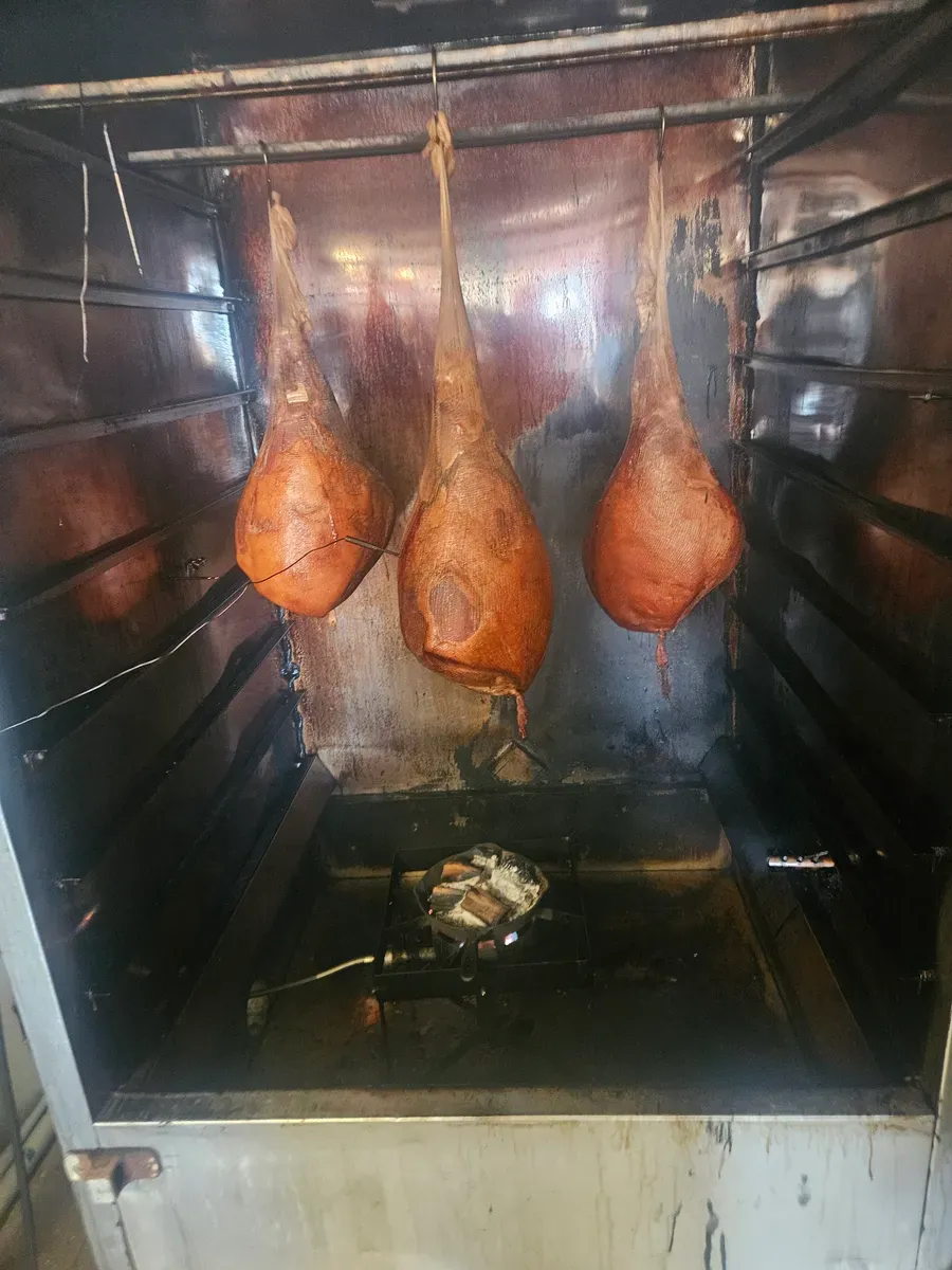Smoking and curing service